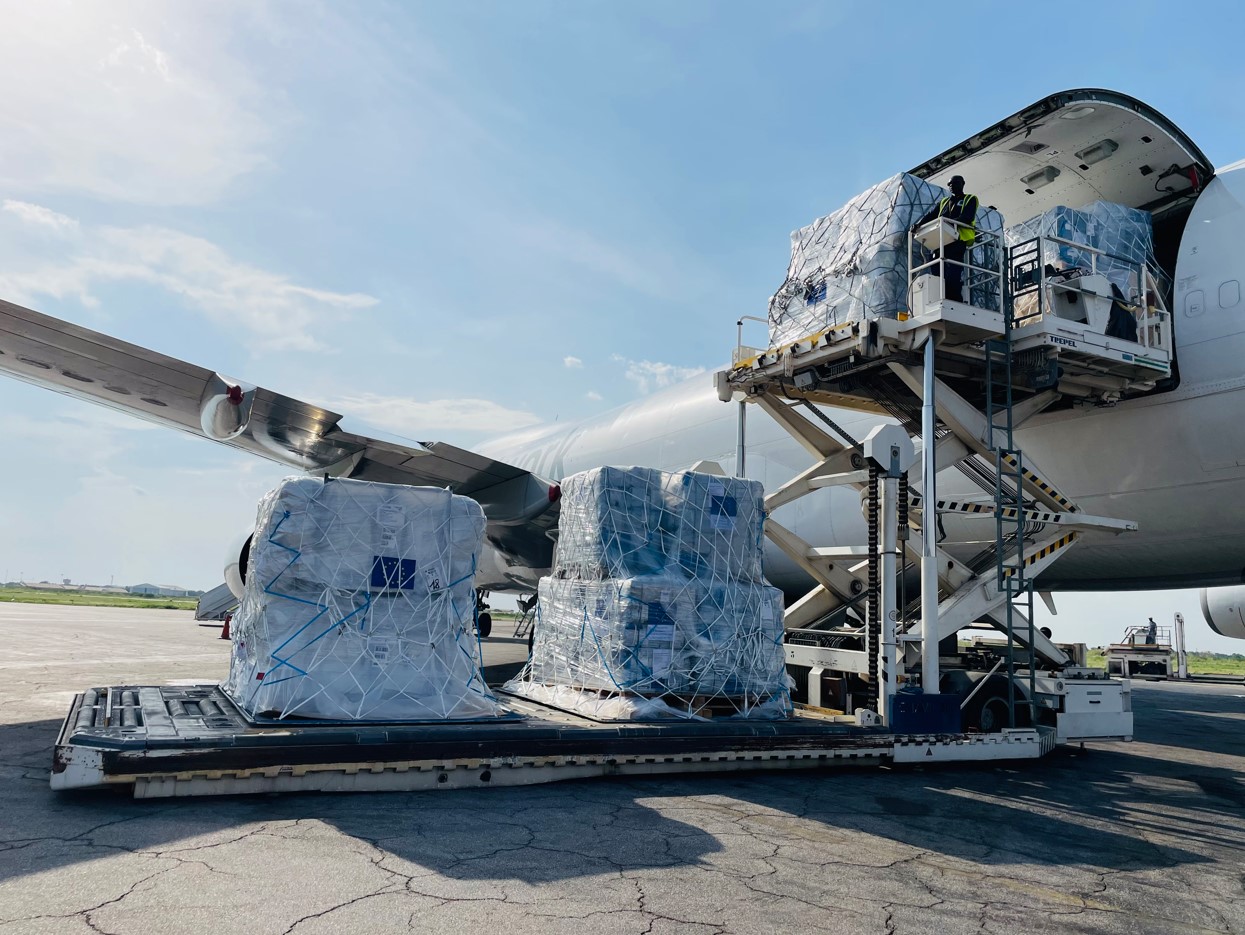 Emergency logistics for Sudanese refugees in Chad AGL Africa